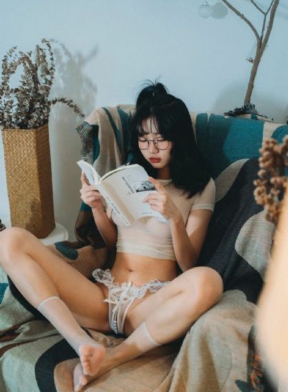 欧美高端时尚秋冬女装_超清全集免费观看